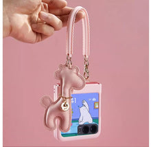 Load image into Gallery viewer, Fashion Cute Diy Giraffe Girl Pearl Short Chain Case For Motorola 40 Ultra Case 2023 Moto Razr 2022 Cover 40ultra - mycasety2023 Mycasety
