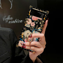 Load image into Gallery viewer, Stylish French Style Flower Ring Phone Case for Samsung Galaxy Z Flip4 Flip3 5G pphonecover
